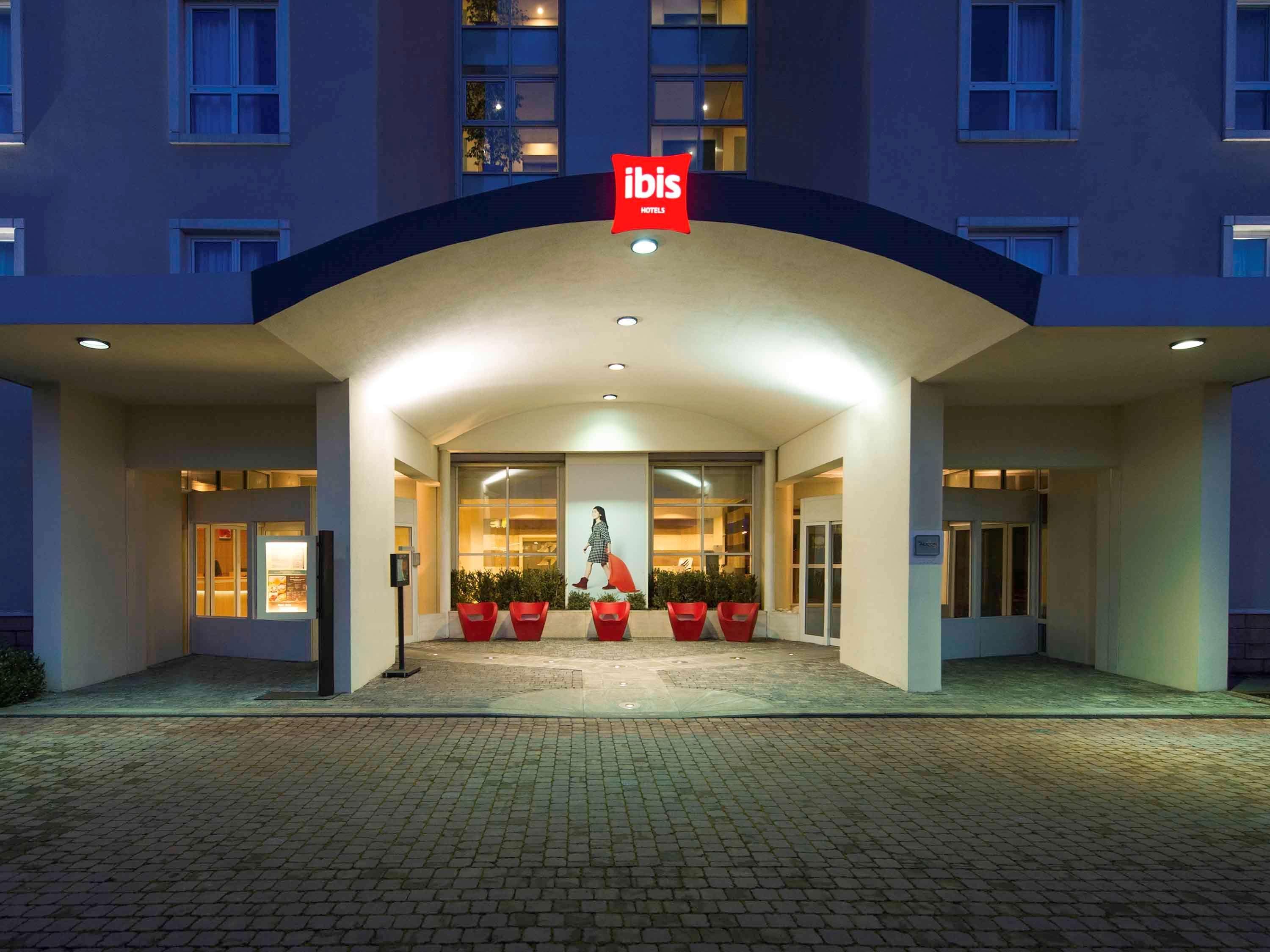 Hotel Ibis Firenze Nord Aeroporto Sesto Fiorentino Exterior photo